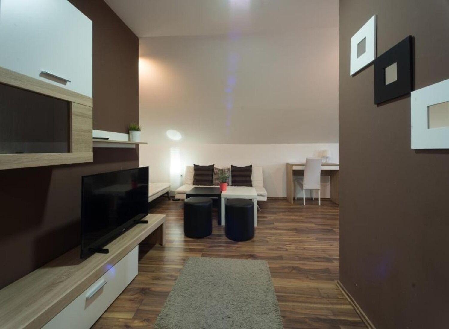 Apartments San - With Pool; Rakovica Exterior foto